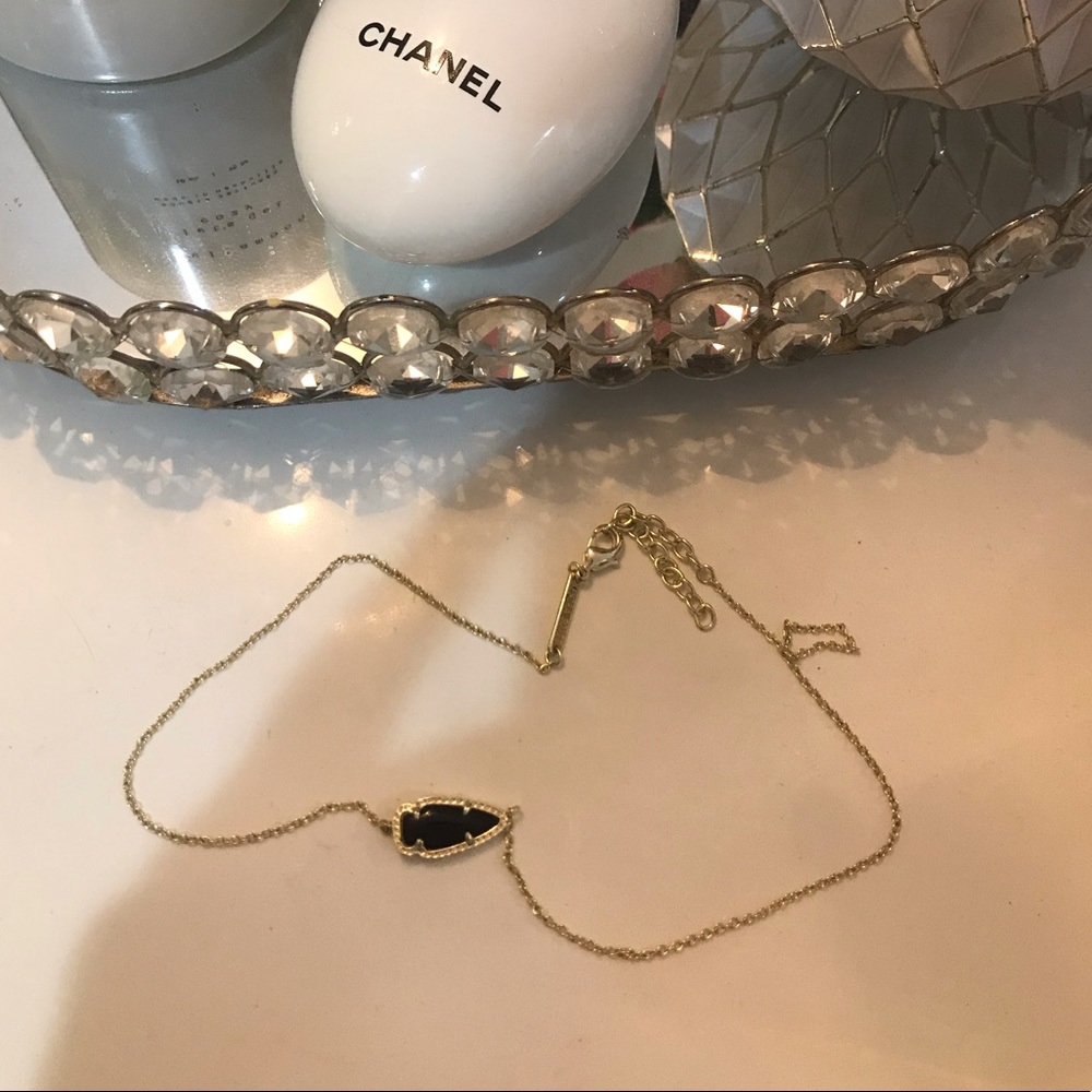 Kendra Scott Pendant necklace